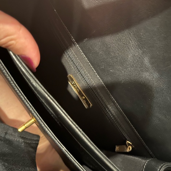 Chanel Caviar and lambskin envelope flap bag - Picture 4 of 13